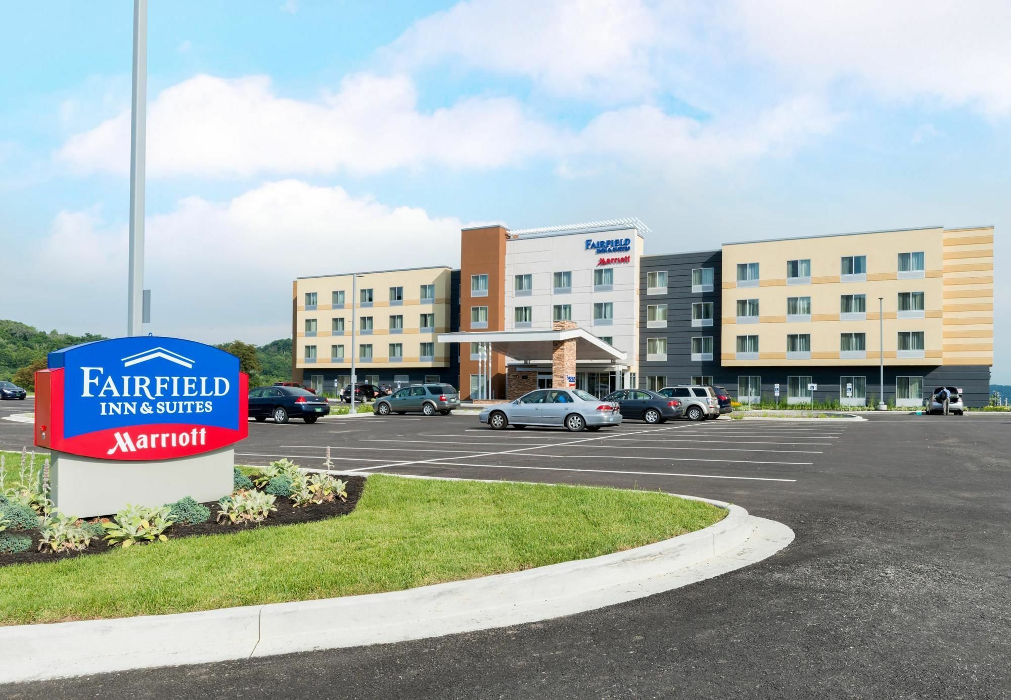 Fairfield Inn & Suites By Marriott Huntington Хантингтон Экстерьер фото